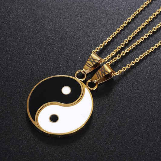 Tao – Divisible Yin Yang Necklace for Couples or Friends