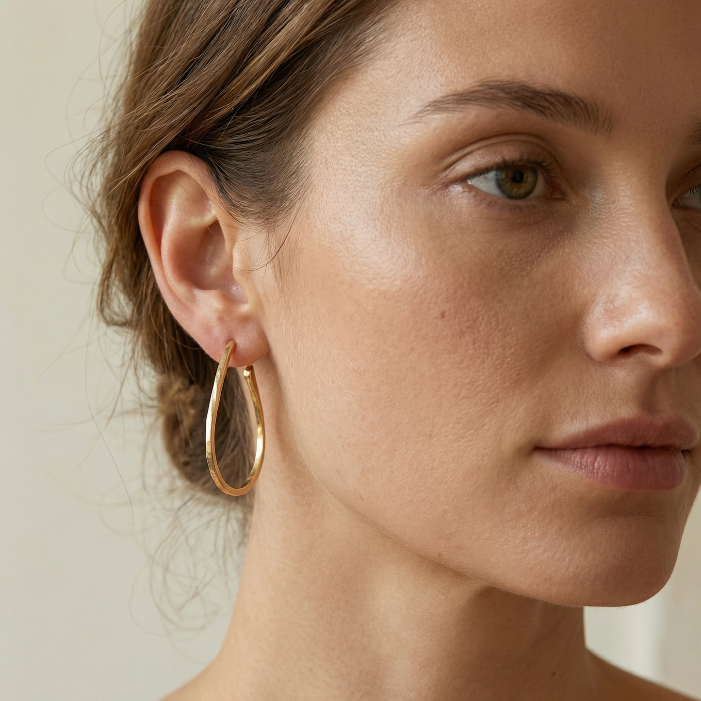Livia – Vintage Golden Elegant Earrings