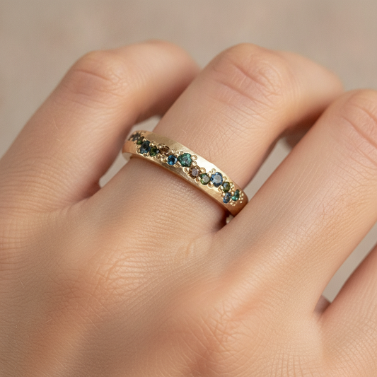 Clara – Golden vintage classic ring
