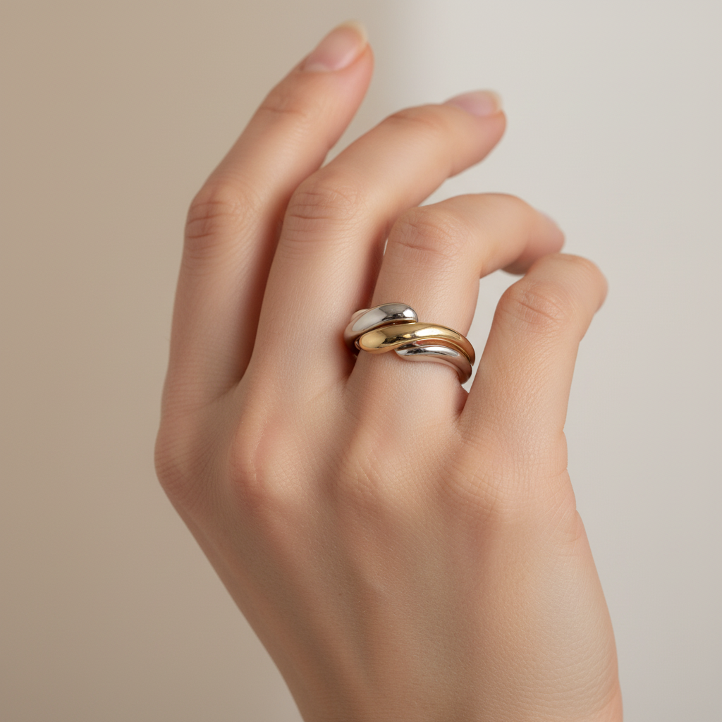 Elaine – Ring S925 made of silver with irregular water wave
