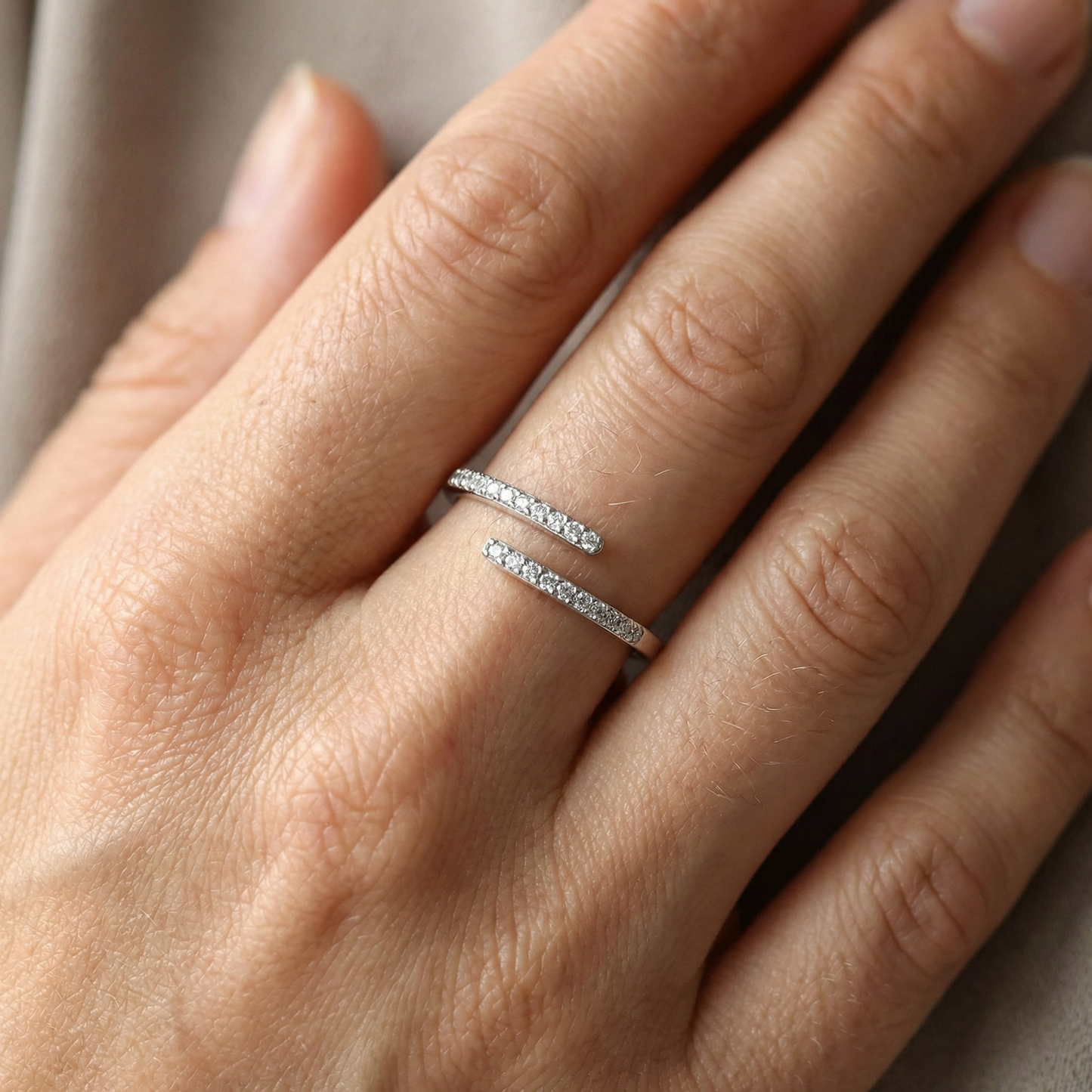 Anika – Stylish Ring