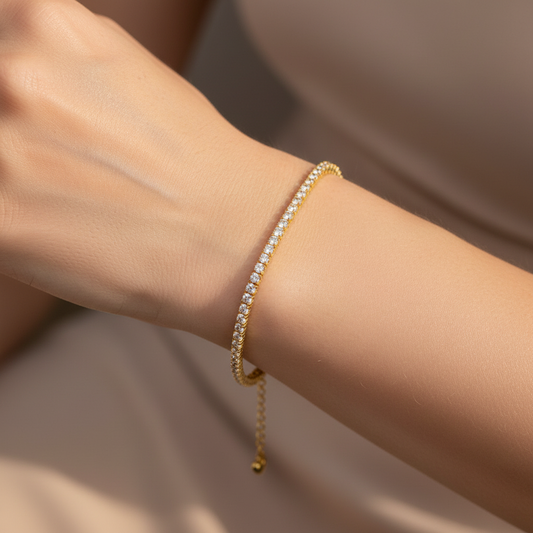 Cher – Stylish Zirconia Bracelet
