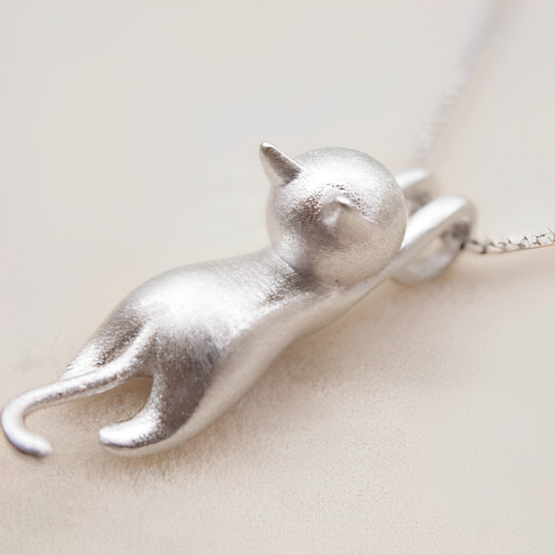 Mina – Playful Kitten Necklace