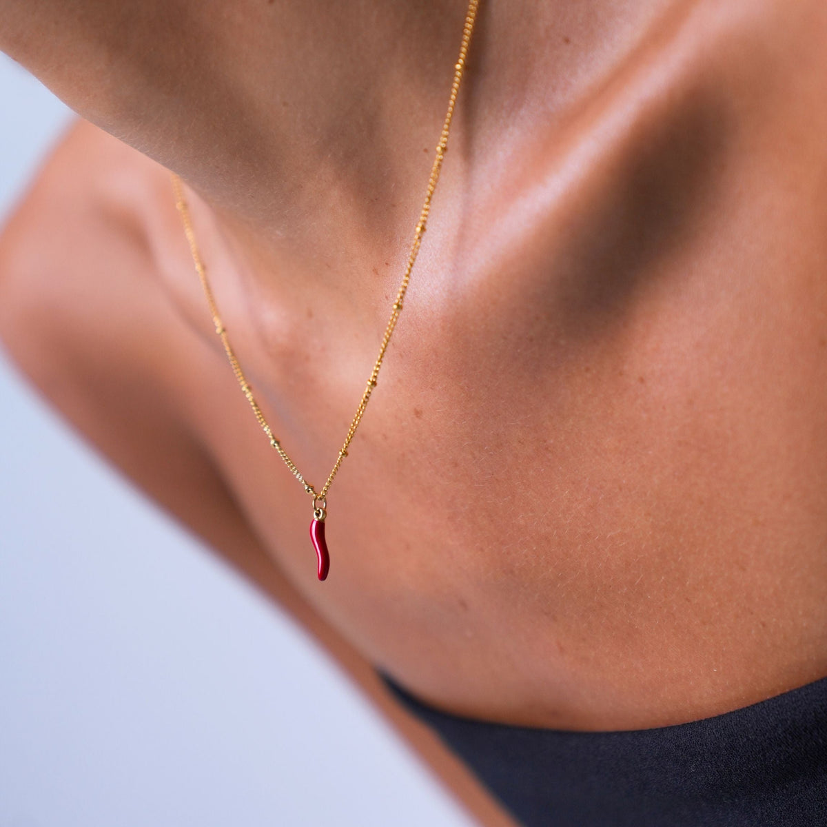 Women's Pendant Necklace with Chili Motif