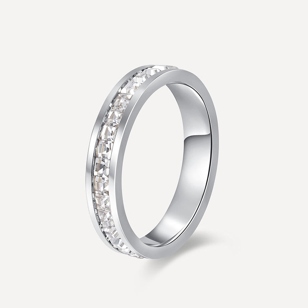 Women's Ring with Continuous Stone Setting and Smooth Wide Band