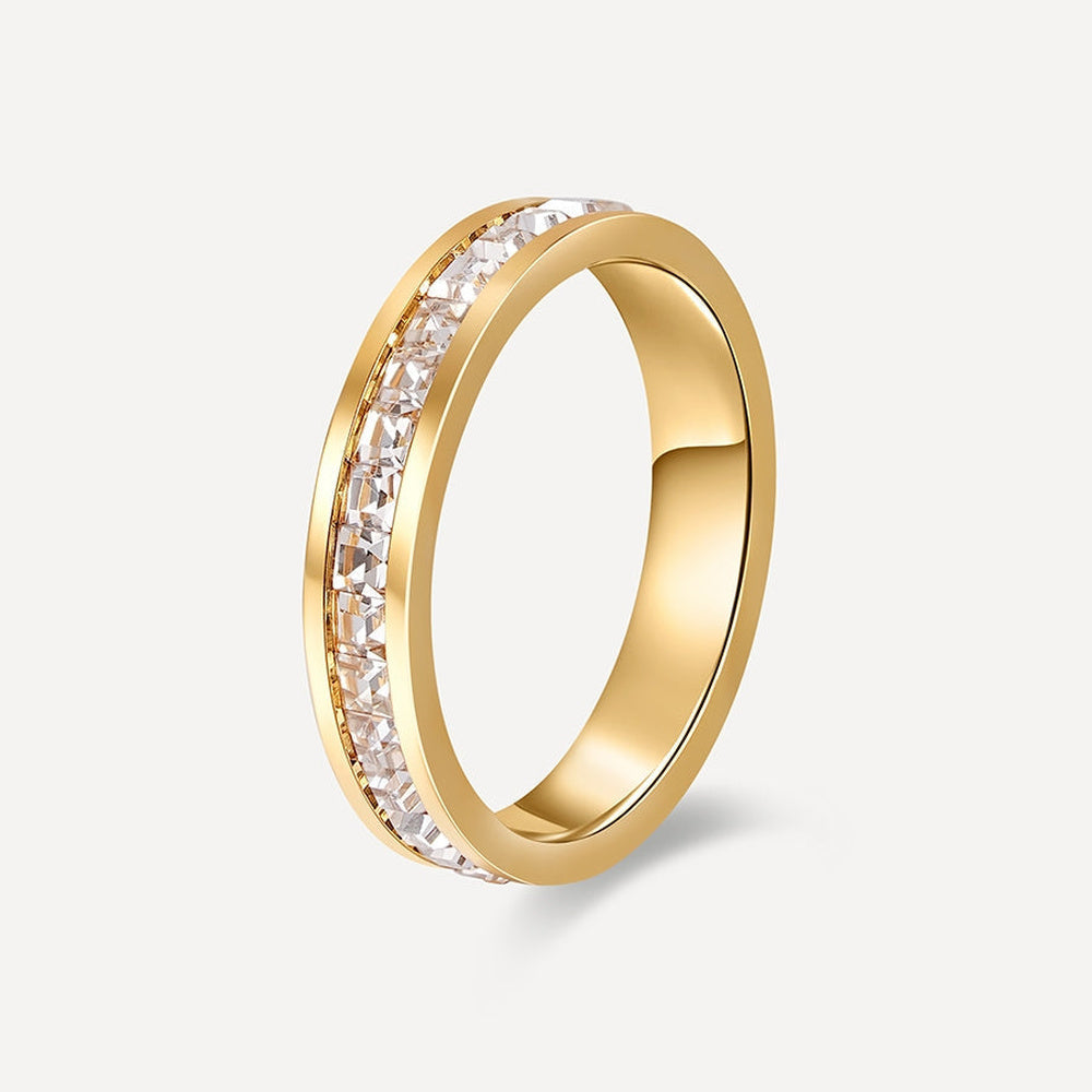 Women's Ring with Continuous Stone Setting and Smooth Wide Band