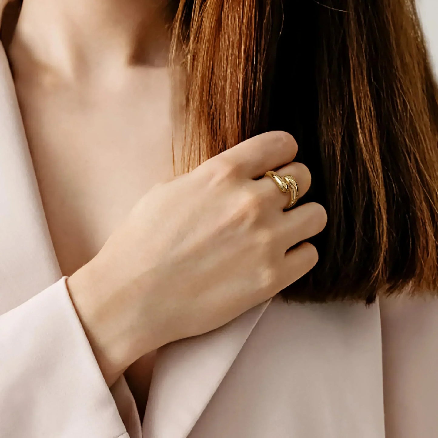 Cora – Ring gold minimalist elegant