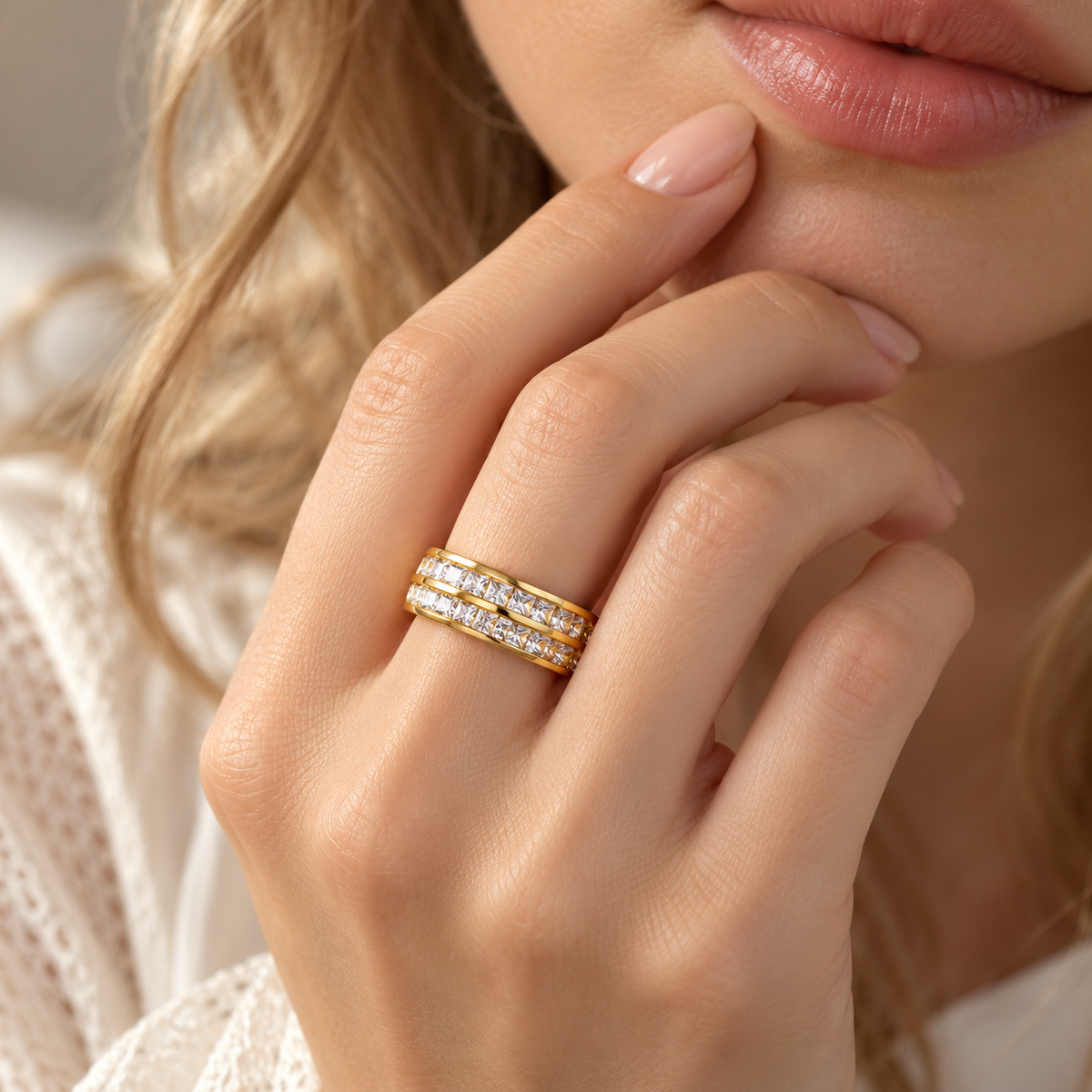 Women’s Wide Ring with Double Stone Setting and Smooth Band
