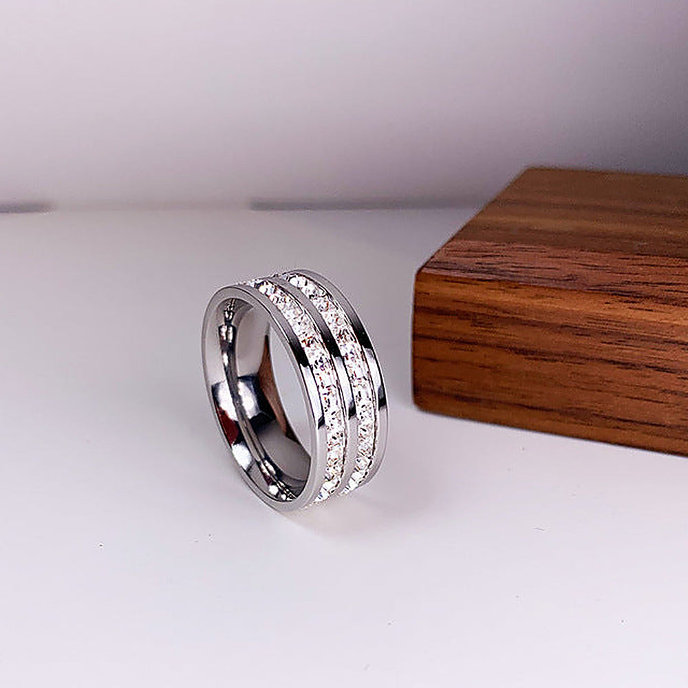 Women’s Wide Ring with Double Stone Setting and Smooth Band