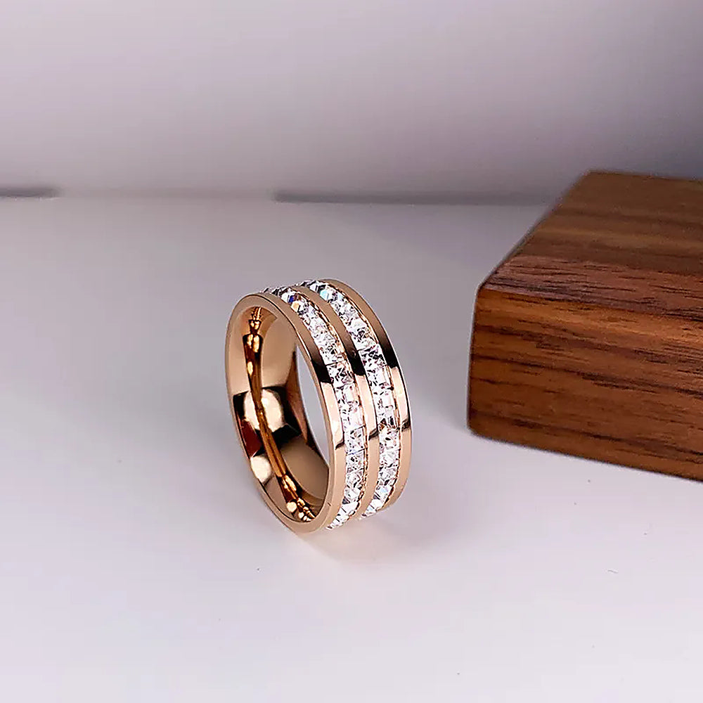Women’s Wide Ring with Double Stone Setting and Smooth Band