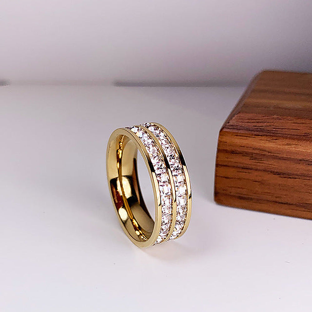 Women’s Wide Ring with Double Stone Setting and Smooth Band