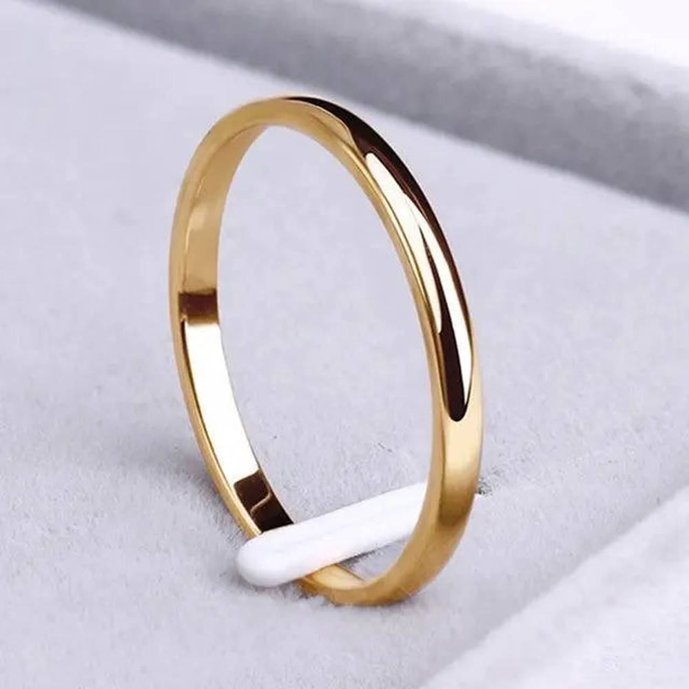 Women's Ring with Simple Design