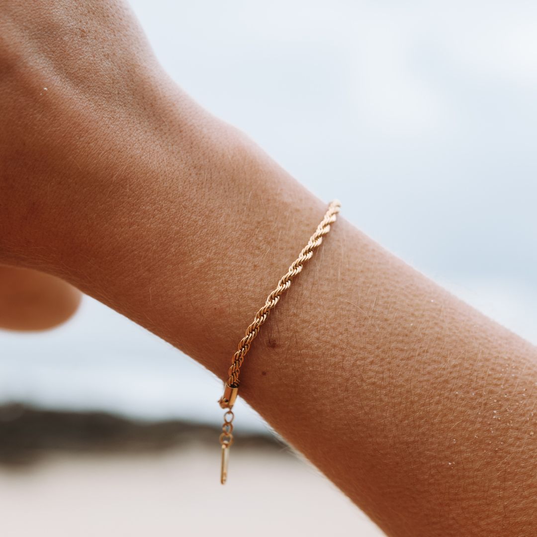 Calvi – Bracelet with Braided Gold Chain