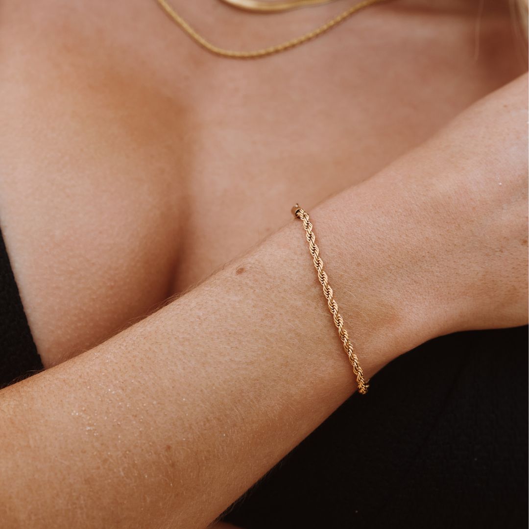 Calvi – Bracelet with Braided Gold Chain