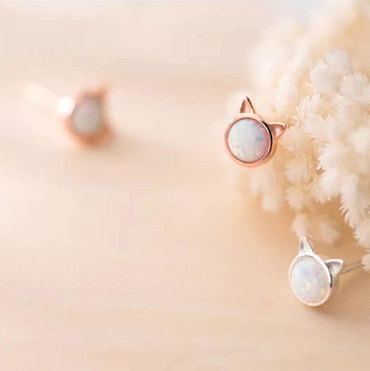 Sepideh - Cat earrings with opal stone
