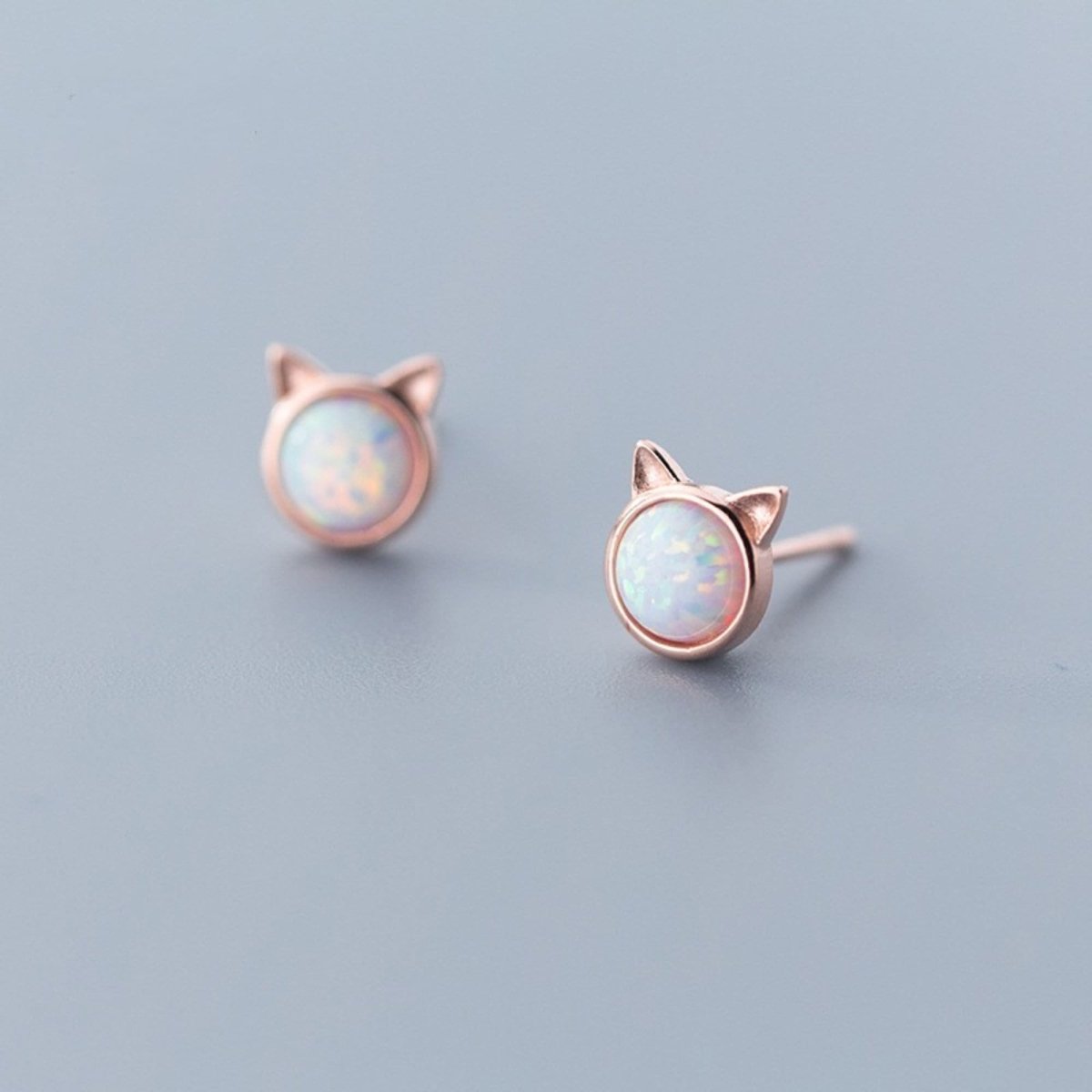 Sepideh - Cat earrings with opal stone