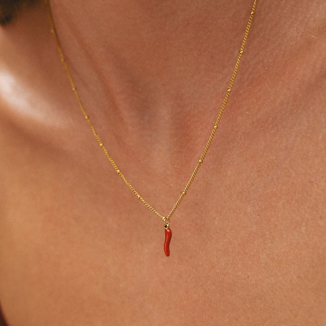 Women's Pendant Necklace with Chili Motif