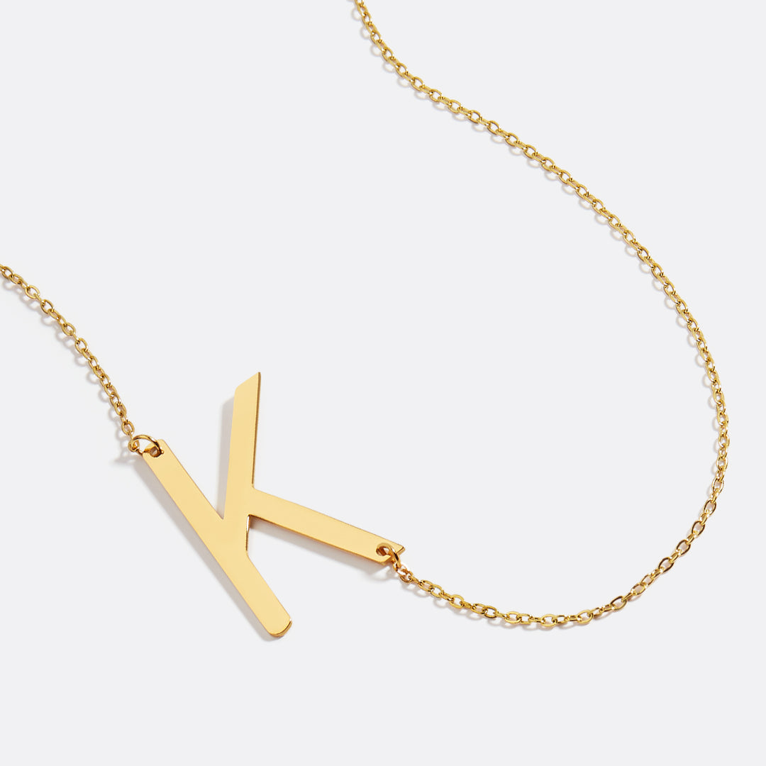 Inez – Necklace Initial Declarative