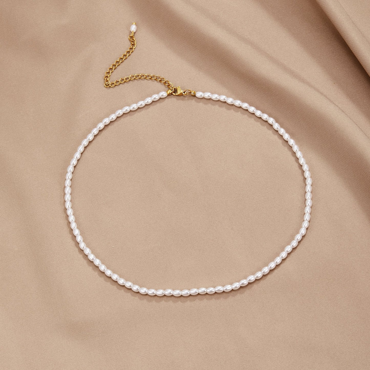 Olivia – Stylish Pearl Necklace