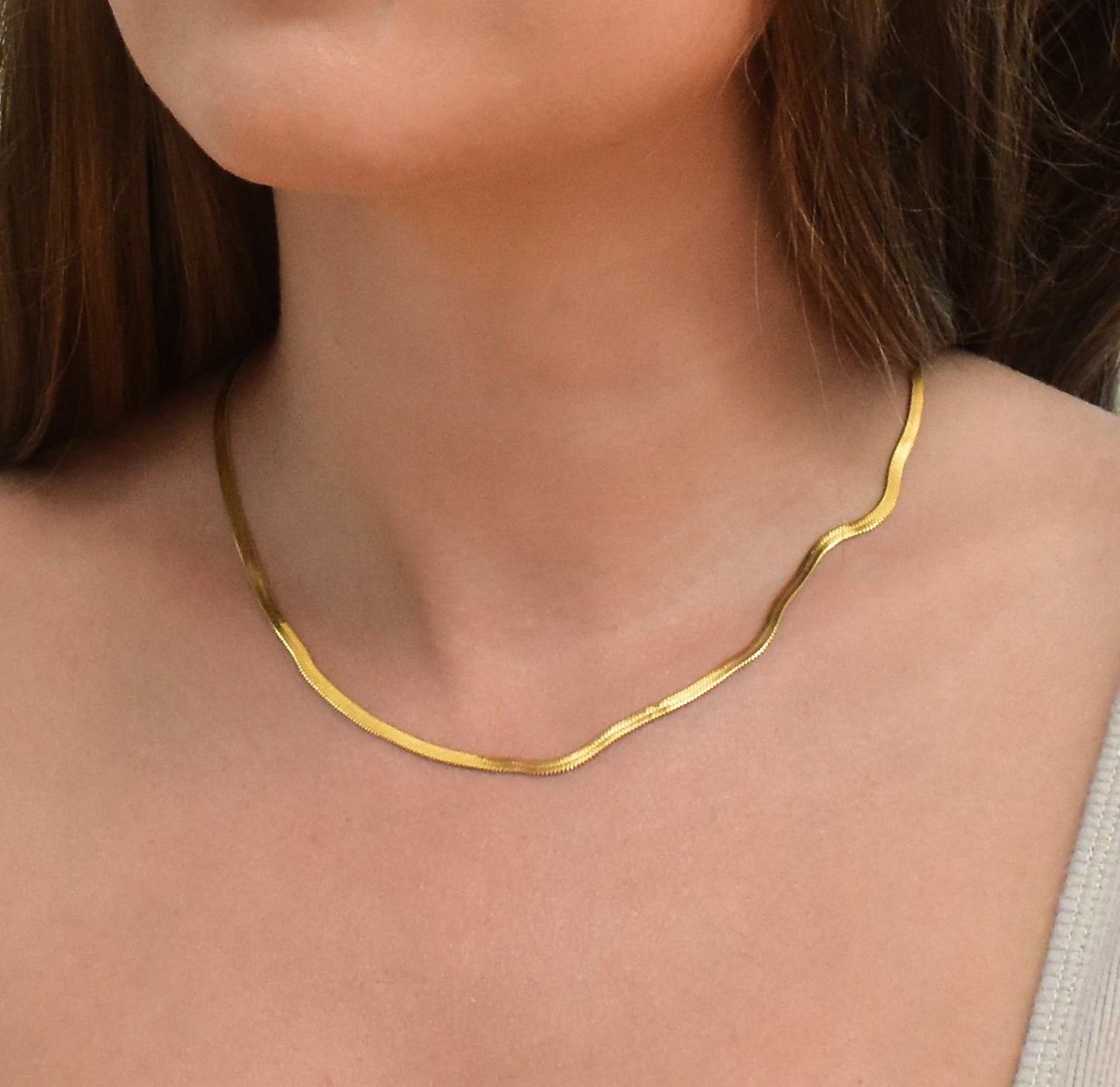 Lucienne - Elegant Gold Necklace in Snake Design
