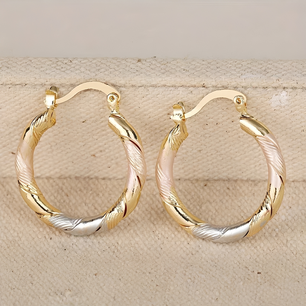 Women's Hoop Earrings with Triple Contrast Design and Spiral Wrapped Structure