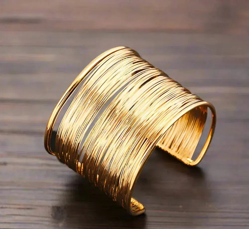 Nadine – Gold-Plated Bracelet in Vintage Style
