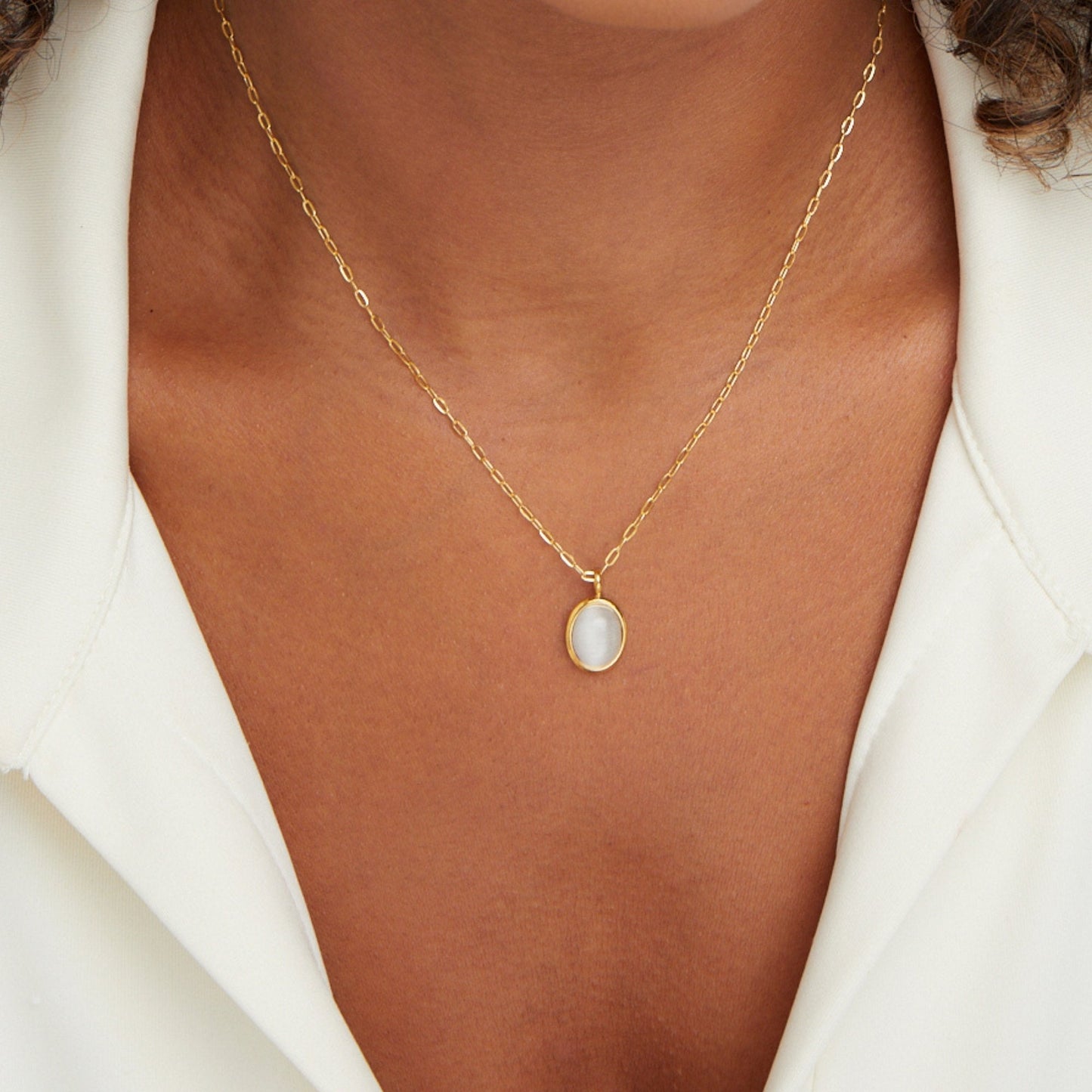 Ophelia – Necklace made of White Opal