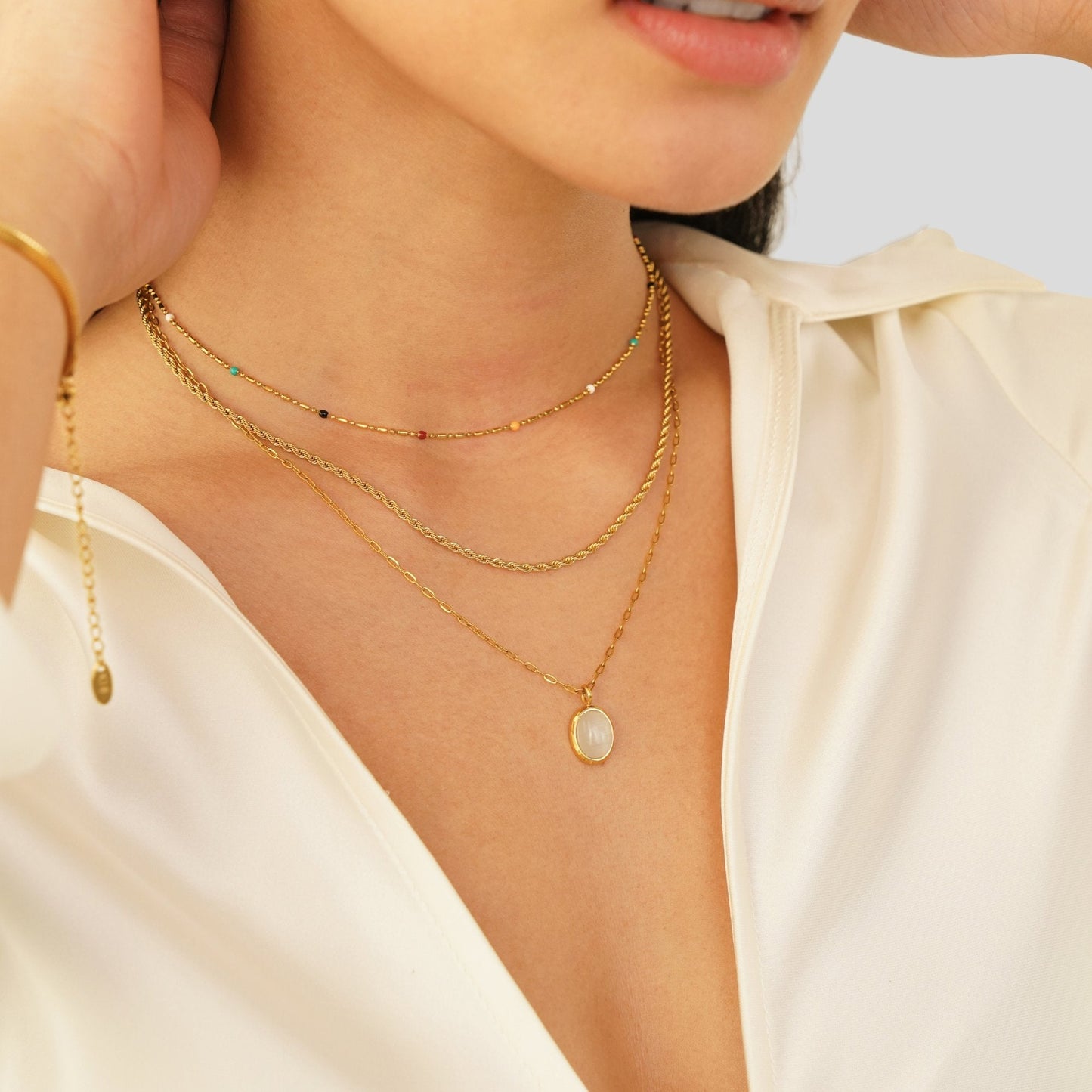 Ophelia – Necklace made of White Opal