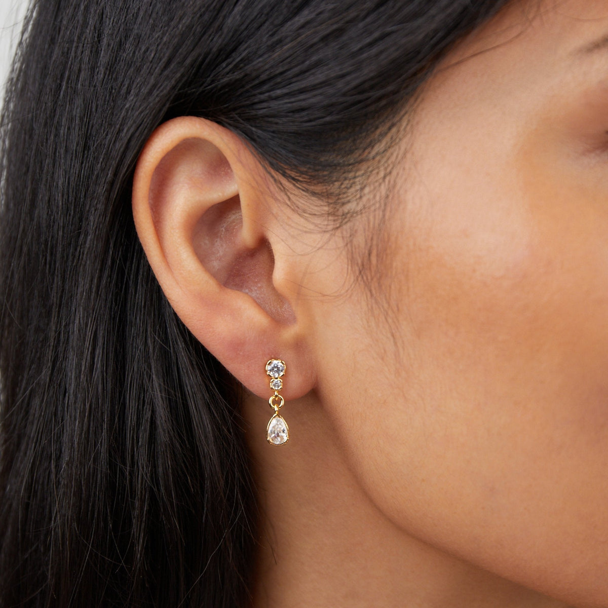 Yarina - Teardrop Earrings