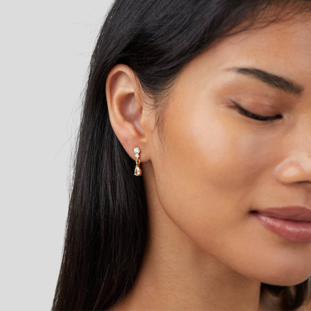 Yarina - Teardrop Earrings